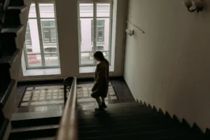 Life In The Shadows: The World Of An Arms Dealer